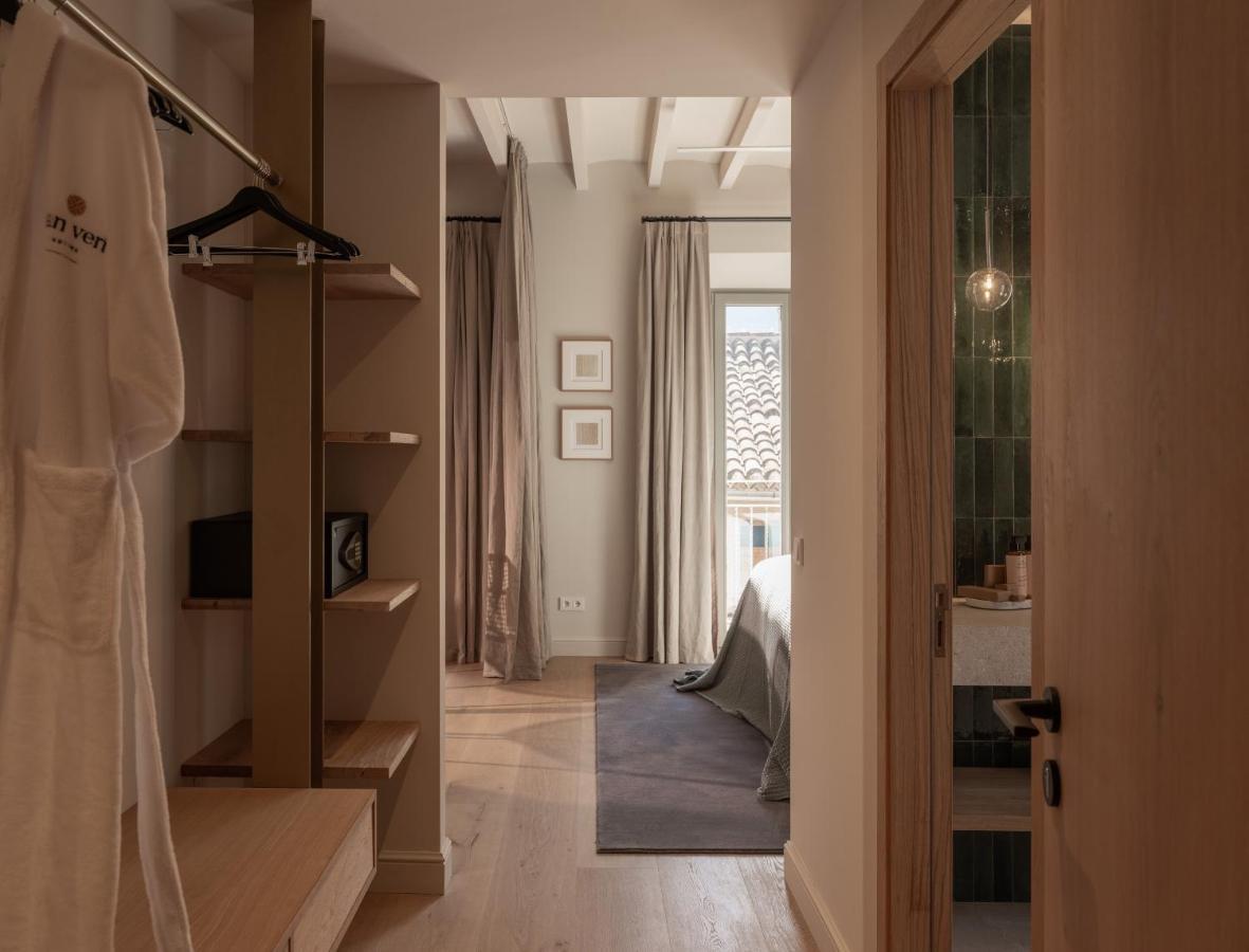 Can Veri Suites Soller Luaran gambar