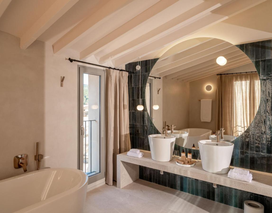 Can Veri Suites Soller Luaran gambar
