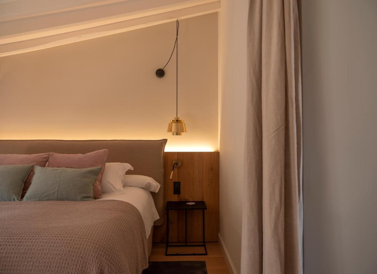 Can Veri Suites Soller Luaran gambar